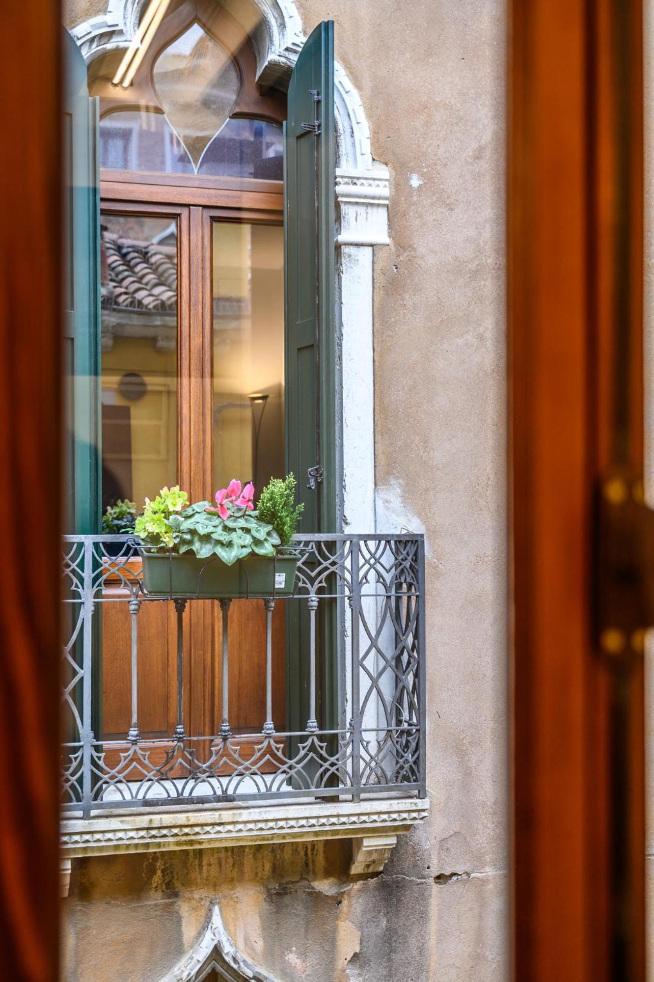 Ca Rialto 4122 - Luxury Terrace Apartman Velence Kültér fotó